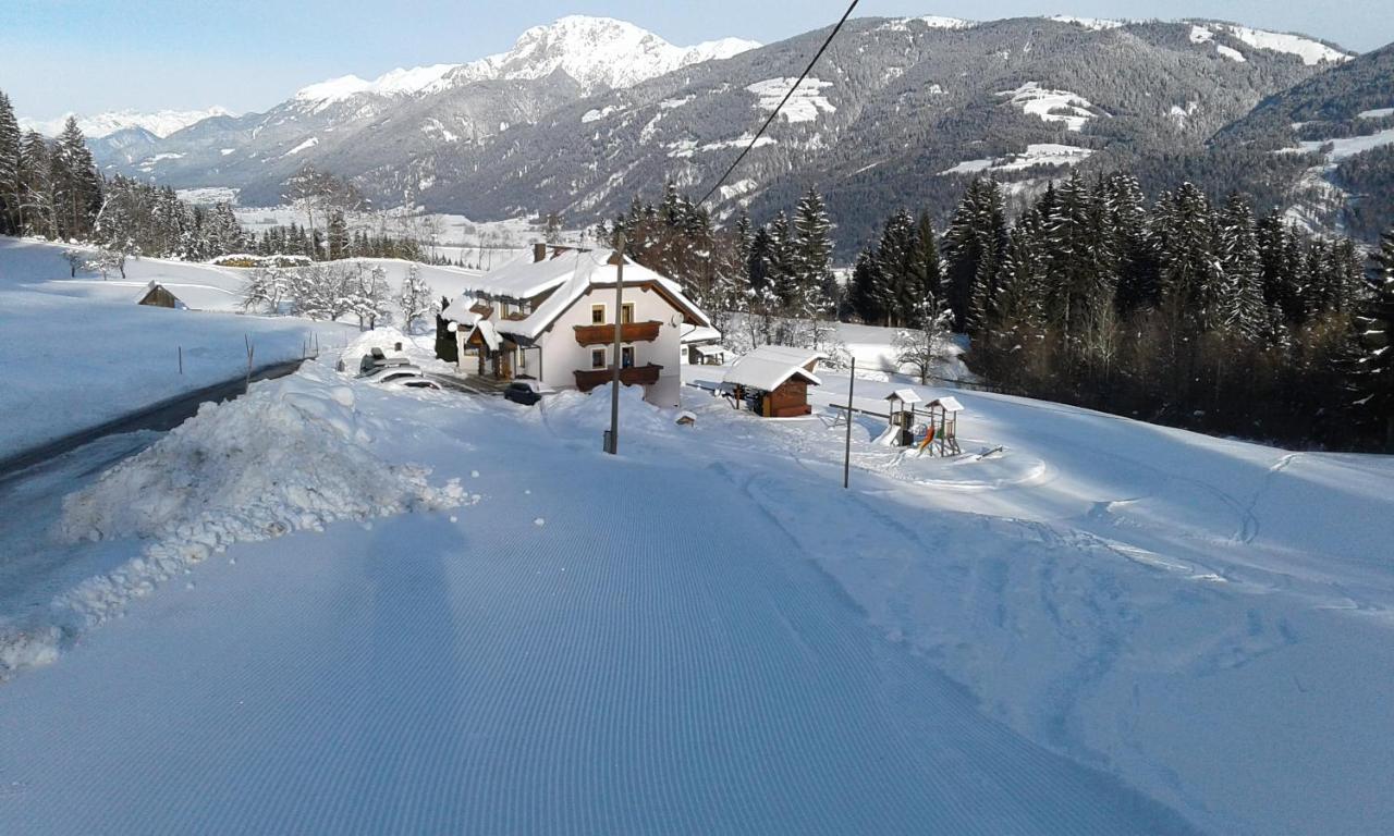 Chalets Und Apartments Hauserhof Nassfeld Schlanitzen Exterior photo
